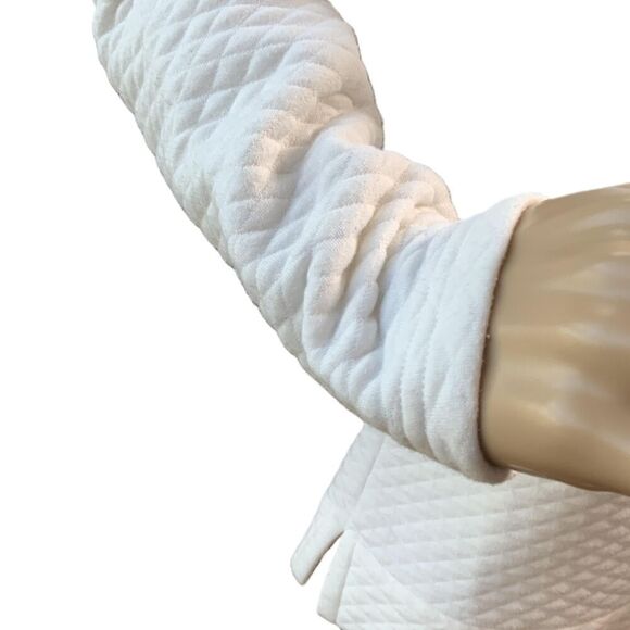 Croft And Barrow White Quilted Pattern Long Sleeve Crew Neck Sweatshirt Size Med - Picture 5 of 13
